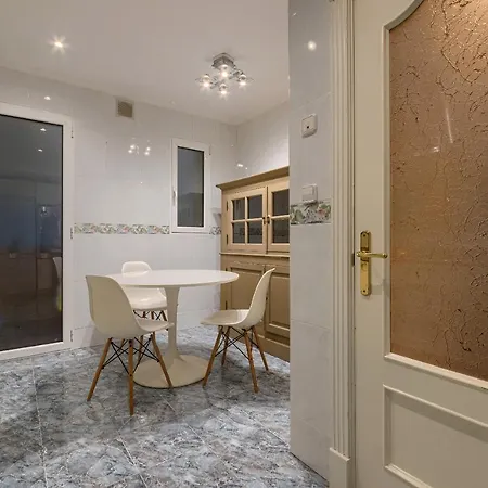 Bailen Reformado Elegante Con Wifi Bilbao